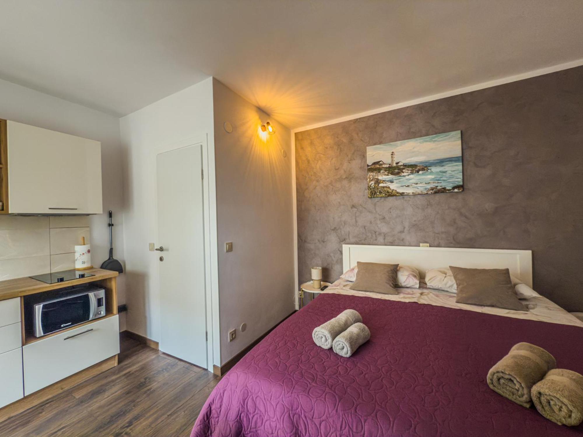Tin Apartment