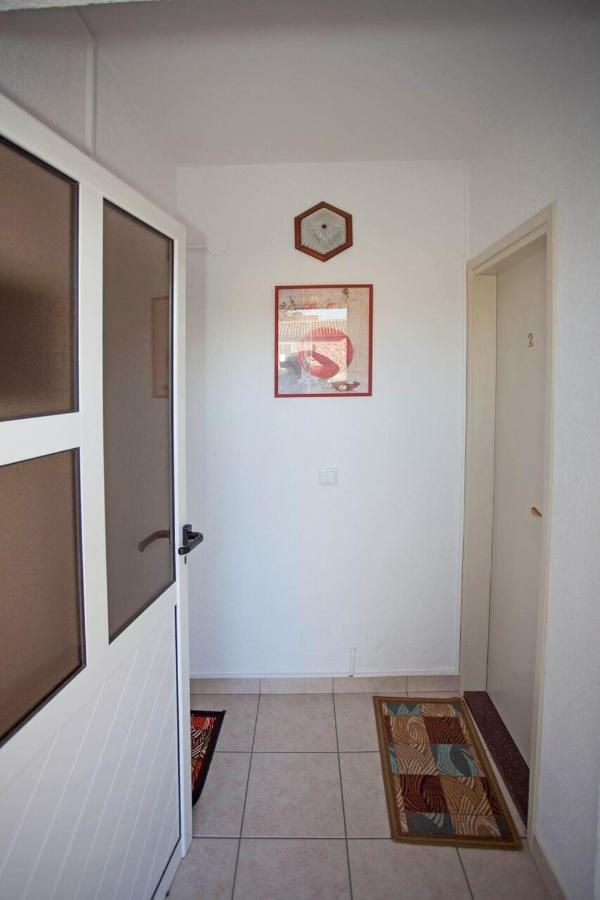 Apartment Tin *
